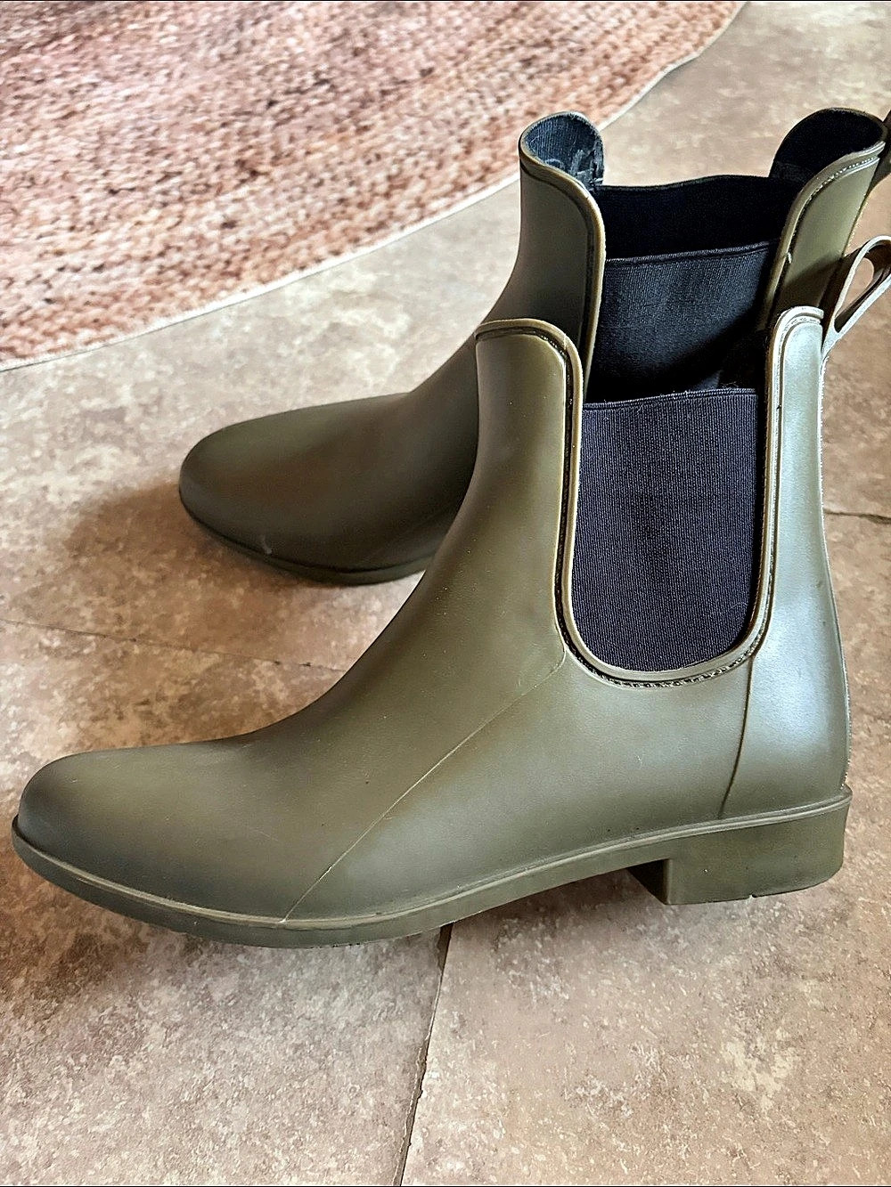 J.Crew Chelsea Rain Boots in Green US 8